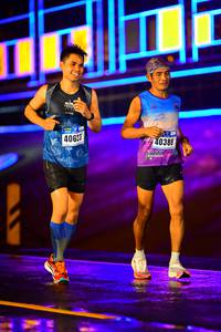 BIB: 40623, 40388
                            <button type="button" onclick="openModal(16982608)" class="btn btn-primary btn-sm float-right btn-popup" data-toggle="modal" data-target=".modal-high-quality">
                        <i class="fas fa-shopping-cart"></i> Add to Cart
                    </button>
                                            <button type="button" onclick="isThisMe(16982608, true)" class="btn btn-success btn-sm float-right btn-popup btn-isme hidden" data-toggle="tooltip" data-placement="bottom" title="นี่คือรูปของคุณใช่ไหม คลิกที่นี่เพื่อเอาเข้าอัลบั้ม">
                        <i class="fas fa-plus"></i> Add to album
                    </button>
                    <button type="button" onclick="isThisMe(16982608, false)" class="btn btn-warning btn-sm float-right btn-popup btn-isnotme hidden">
                        <i class="fas fa-ban"></i> Remove from album
                    </button>