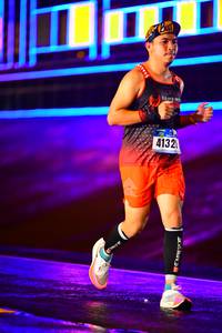 BIB: 4132
                            <button type="button" onclick="openModal(16988068)" class="btn btn-primary btn-sm float-right btn-popup" data-toggle="modal" data-target=".modal-high-quality">
                        <i class="fas fa-shopping-cart"></i> Add to Cart
                    </button>
                                            <button type="button" onclick="isThisMe(16988068, true)" class="btn btn-success btn-sm float-right btn-popup btn-isme hidden" data-toggle="tooltip" data-placement="bottom" title="นี่คือรูปของคุณใช่ไหม คลิกที่นี่เพื่อเอาเข้าอัลบั้ม">
                        <i class="fas fa-plus"></i> Add to album
                    </button>
                    <button type="button" onclick="isThisMe(16988068, false)" class="btn btn-warning btn-sm float-right btn-popup btn-isnotme hidden">
                        <i class="fas fa-ban"></i> Remove from album
                    </button>