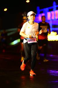 BIB: 44013
                            <button type="button" onclick="openModal(16901948)" class="btn btn-primary btn-sm float-right btn-popup" data-toggle="modal" data-target=".modal-high-quality">
                        <i class="fas fa-shopping-cart"></i> Add to Cart
                    </button>
                                            <button type="button" onclick="isThisMe(16901948, true)" class="btn btn-success btn-sm float-right btn-popup btn-isme hidden" data-toggle="tooltip" data-placement="bottom" title="นี่คือรูปของคุณใช่ไหม คลิกที่นี่เพื่อเอาเข้าอัลบั้ม">
                        <i class="fas fa-plus"></i> Add to album
                    </button>
                    <button type="button" onclick="isThisMe(16901948, false)" class="btn btn-warning btn-sm float-right btn-popup btn-isnotme hidden">
                        <i class="fas fa-ban"></i> Remove from album
                    </button>