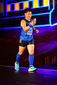 BIB: 4268
                            <button type="button" onclick="openModal(16828196)" class="btn btn-primary btn-sm float-right btn-popup" data-toggle="modal" data-target=".modal-high-quality">
                        <i class="fas fa-shopping-cart"></i> Add to Cart
                    </button>
                                            <button type="button" onclick="isThisMe(16828196, true)" class="btn btn-success btn-sm float-right btn-popup btn-isme hidden" data-toggle="tooltip" data-placement="bottom" title="นี่คือรูปของคุณใช่ไหม คลิกที่นี่เพื่อเอาเข้าอัลบั้ม">
                        <i class="fas fa-plus"></i> Add to album
                    </button>
                    <button type="button" onclick="isThisMe(16828196, false)" class="btn btn-warning btn-sm float-right btn-popup btn-isnotme hidden">
                        <i class="fas fa-ban"></i> Remove from album
                    </button>