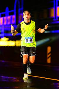 BIB: 40166, 195
                            <button type="button" onclick="openModal(16777086)" class="btn btn-primary btn-sm float-right btn-popup" data-toggle="modal" data-target=".modal-high-quality">
                        <i class="fas fa-shopping-cart"></i> Add to Cart
                    </button>
                                            <button type="button" onclick="isThisMe(16777086, true)" class="btn btn-success btn-sm float-right btn-popup btn-isme hidden" data-toggle="tooltip" data-placement="bottom" title="นี่คือรูปของคุณใช่ไหม คลิกที่นี่เพื่อเอาเข้าอัลบั้ม">
                        <i class="fas fa-plus"></i> Add to album
                    </button>
                    <button type="button" onclick="isThisMe(16777086, false)" class="btn btn-warning btn-sm float-right btn-popup btn-isnotme hidden">
                        <i class="fas fa-ban"></i> Remove from album
                    </button>