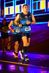 BIB: 4216, 43017
                            <button type="button" onclick="openModal(16749908)" class="btn btn-primary btn-sm float-right btn-popup" data-toggle="modal" data-target=".modal-high-quality">
                        <i class="fas fa-shopping-cart"></i> Add to Cart
                    </button>
                                            <button type="button" onclick="isThisMe(16749908, true)" class="btn btn-success btn-sm float-right btn-popup btn-isme hidden" data-toggle="tooltip" data-placement="bottom" title="นี่คือรูปของคุณใช่ไหม คลิกที่นี่เพื่อเอาเข้าอัลบั้ม">
                        <i class="fas fa-plus"></i> Add to album
                    </button>
                    <button type="button" onclick="isThisMe(16749908, false)" class="btn btn-warning btn-sm float-right btn-popup btn-isnotme hidden">
                        <i class="fas fa-ban"></i> Remove from album
                    </button>