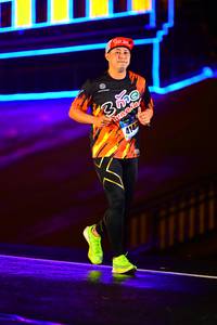 BIB: 4142
                            <button type="button" onclick="openModal(16854122)" class="btn btn-primary btn-sm float-right btn-popup" data-toggle="modal" data-target=".modal-high-quality">
                        <i class="fas fa-shopping-cart"></i> Add to Cart
                    </button>
                                            <button type="button" onclick="isThisMe(16854122, true)" class="btn btn-success btn-sm float-right btn-popup btn-isme hidden" data-toggle="tooltip" data-placement="bottom" title="นี่คือรูปของคุณใช่ไหม คลิกที่นี่เพื่อเอาเข้าอัลบั้ม">
                        <i class="fas fa-plus"></i> Add to album
                    </button>
                    <button type="button" onclick="isThisMe(16854122, false)" class="btn btn-warning btn-sm float-right btn-popup btn-isnotme hidden">
                        <i class="fas fa-ban"></i> Remove from album
                    </button>