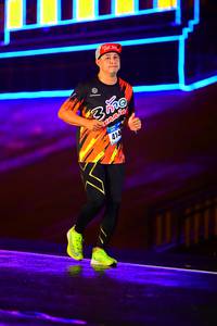 BIB: 414
                            <button type="button" onclick="openModal(16853700)" class="btn btn-primary btn-sm float-right btn-popup" data-toggle="modal" data-target=".modal-high-quality">
                        <i class="fas fa-shopping-cart"></i> Add to Cart
                    </button>
                                            <button type="button" onclick="isThisMe(16853700, true)" class="btn btn-success btn-sm float-right btn-popup btn-isme hidden" data-toggle="tooltip" data-placement="bottom" title="นี่คือรูปของคุณใช่ไหม คลิกที่นี่เพื่อเอาเข้าอัลบั้ม">
                        <i class="fas fa-plus"></i> Add to album
                    </button>
                    <button type="button" onclick="isThisMe(16853700, false)" class="btn btn-warning btn-sm float-right btn-popup btn-isnotme hidden">
                        <i class="fas fa-ban"></i> Remove from album
                    </button>