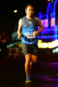 BIB: 4269
                            <button type="button" onclick="openModal(16968965)" class="btn btn-primary btn-sm float-right btn-popup" data-toggle="modal" data-target=".modal-high-quality">
                        <i class="fas fa-shopping-cart"></i> Add to Cart
                    </button>
                                            <button type="button" onclick="isThisMe(16968965, true)" class="btn btn-success btn-sm float-right btn-popup btn-isme hidden" data-toggle="tooltip" data-placement="bottom" title="นี่คือรูปของคุณใช่ไหม คลิกที่นี่เพื่อเอาเข้าอัลบั้ม">
                        <i class="fas fa-plus"></i> Add to album
                    </button>
                    <button type="button" onclick="isThisMe(16968965, false)" class="btn btn-warning btn-sm float-right btn-popup btn-isnotme hidden">
                        <i class="fas fa-ban"></i> Remove from album
                    </button>