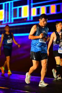 BIB: 4325, 102
                            <button type="button" onclick="openModal(16804285)" class="btn btn-primary btn-sm float-right btn-popup" data-toggle="modal" data-target=".modal-high-quality">
                        <i class="fas fa-shopping-cart"></i> Add to Cart
                    </button>
                                            <button type="button" onclick="isThisMe(16804285, true)" class="btn btn-success btn-sm float-right btn-popup btn-isme hidden" data-toggle="tooltip" data-placement="bottom" title="นี่คือรูปของคุณใช่ไหม คลิกที่นี่เพื่อเอาเข้าอัลบั้ม">
                        <i class="fas fa-plus"></i> Add to album
                    </button>
                    <button type="button" onclick="isThisMe(16804285, false)" class="btn btn-warning btn-sm float-right btn-popup btn-isnotme hidden">
                        <i class="fas fa-ban"></i> Remove from album
                    </button>