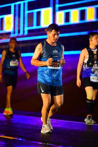 BIB: 3256, 1023
                            <button type="button" onclick="openModal(16804410)" class="btn btn-primary btn-sm float-right btn-popup" data-toggle="modal" data-target=".modal-high-quality">
                        <i class="fas fa-shopping-cart"></i> Add to Cart
                    </button>
                                            <button type="button" onclick="isThisMe(16804410, true)" class="btn btn-success btn-sm float-right btn-popup btn-isme hidden" data-toggle="tooltip" data-placement="bottom" title="นี่คือรูปของคุณใช่ไหม คลิกที่นี่เพื่อเอาเข้าอัลบั้ม">
                        <i class="fas fa-plus"></i> Add to album
                    </button>
                    <button type="button" onclick="isThisMe(16804410, false)" class="btn btn-warning btn-sm float-right btn-popup btn-isnotme hidden">
                        <i class="fas fa-ban"></i> Remove from album
                    </button>