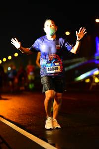 BIB: 40040
                            <button type="button" onclick="openModal(16982857)" class="btn btn-primary btn-sm float-right btn-popup" data-toggle="modal" data-target=".modal-high-quality">
                        <i class="fas fa-shopping-cart"></i> Add to Cart
                    </button>
                                            <button type="button" onclick="isThisMe(16982857, true)" class="btn btn-success btn-sm float-right btn-popup btn-isme hidden" data-toggle="tooltip" data-placement="bottom" title="นี่คือรูปของคุณใช่ไหม คลิกที่นี่เพื่อเอาเข้าอัลบั้ม">
                        <i class="fas fa-plus"></i> Add to album
                    </button>
                    <button type="button" onclick="isThisMe(16982857, false)" class="btn btn-warning btn-sm float-right btn-popup btn-isnotme hidden">
                        <i class="fas fa-ban"></i> Remove from album
                    </button>