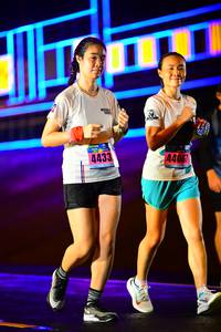 BIB: 4433, 44067
                            <button type="button" onclick="openModal(16828037)" class="btn btn-primary btn-sm float-right btn-popup" data-toggle="modal" data-target=".modal-high-quality">
                        <i class="fas fa-shopping-cart"></i> Add to Cart
                    </button>
                                            <button type="button" onclick="isThisMe(16828037, true)" class="btn btn-success btn-sm float-right btn-popup btn-isme hidden" data-toggle="tooltip" data-placement="bottom" title="นี่คือรูปของคุณใช่ไหม คลิกที่นี่เพื่อเอาเข้าอัลบั้ม">
                        <i class="fas fa-plus"></i> Add to album
                    </button>
                    <button type="button" onclick="isThisMe(16828037, false)" class="btn btn-warning btn-sm float-right btn-popup btn-isnotme hidden">
                        <i class="fas fa-ban"></i> Remove from album
                    </button>