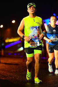 BIB: 41095, 42618
                            <button type="button" onclick="openModal(16937226)" class="btn btn-primary btn-sm float-right btn-popup" data-toggle="modal" data-target=".modal-high-quality">
                        <i class="fas fa-shopping-cart"></i> Add to Cart
                    </button>
                                            <button type="button" onclick="isThisMe(16937226, true)" class="btn btn-success btn-sm float-right btn-popup btn-isme hidden" data-toggle="tooltip" data-placement="bottom" title="นี่คือรูปของคุณใช่ไหม คลิกที่นี่เพื่อเอาเข้าอัลบั้ม">
                        <i class="fas fa-plus"></i> Add to album
                    </button>
                    <button type="button" onclick="isThisMe(16937226, false)" class="btn btn-warning btn-sm float-right btn-popup btn-isnotme hidden">
                        <i class="fas fa-ban"></i> Remove from album
                    </button>