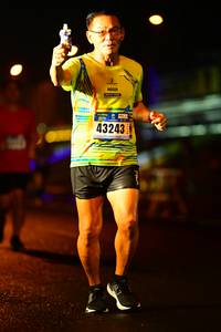 BIB: 43243
                            <button type="button" onclick="openModal(16990289)" class="btn btn-primary btn-sm float-right btn-popup" data-toggle="modal" data-target=".modal-high-quality">
                        <i class="fas fa-shopping-cart"></i> Add to Cart
                    </button>
                                            <button type="button" onclick="isThisMe(16990289, true)" class="btn btn-success btn-sm float-right btn-popup btn-isme hidden" data-toggle="tooltip" data-placement="bottom" title="นี่คือรูปของคุณใช่ไหม คลิกที่นี่เพื่อเอาเข้าอัลบั้ม">
                        <i class="fas fa-plus"></i> Add to album
                    </button>
                    <button type="button" onclick="isThisMe(16990289, false)" class="btn btn-warning btn-sm float-right btn-popup btn-isnotme hidden">
                        <i class="fas fa-ban"></i> Remove from album
                    </button>