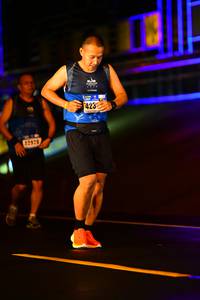 BIB: 423, 42920
                            <button type="button" onclick="openModal(17031260)" class="btn btn-primary btn-sm float-right btn-popup" data-toggle="modal" data-target=".modal-high-quality">
                        <i class="fas fa-shopping-cart"></i> Add to Cart
                    </button>
                                            <button type="button" onclick="isThisMe(17031260, true)" class="btn btn-success btn-sm float-right btn-popup btn-isme hidden" data-toggle="tooltip" data-placement="bottom" title="นี่คือรูปของคุณใช่ไหม คลิกที่นี่เพื่อเอาเข้าอัลบั้ม">
                        <i class="fas fa-plus"></i> Add to album
                    </button>
                    <button type="button" onclick="isThisMe(17031260, false)" class="btn btn-warning btn-sm float-right btn-popup btn-isnotme hidden">
                        <i class="fas fa-ban"></i> Remove from album
                    </button>