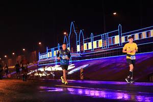 BIB: 4051
                            <button type="button" onclick="openModal(17900240)" class="btn btn-primary btn-sm float-right btn-popup" data-toggle="modal" data-target=".modal-high-quality">
                        <i class="fas fa-shopping-cart"></i> Add to Cart
                    </button>
                                            <button type="button" onclick="isThisMe(17900240, true)" class="btn btn-success btn-sm float-right btn-popup btn-isme hidden" data-toggle="tooltip" data-placement="bottom" title="นี่คือรูปของคุณใช่ไหม คลิกที่นี่เพื่อเอาเข้าอัลบั้ม">
                        <i class="fas fa-plus"></i> Add to album
                    </button>
                    <button type="button" onclick="isThisMe(17900240, false)" class="btn btn-warning btn-sm float-right btn-popup btn-isnotme hidden">
                        <i class="fas fa-ban"></i> Remove from album
                    </button>