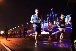 BIB: 0977, 4257
                            <button type="button" onclick="openModal(17906042)" class="btn btn-primary btn-sm float-right btn-popup" data-toggle="modal" data-target=".modal-high-quality">
                        <i class="fas fa-shopping-cart"></i> Add to Cart
                    </button>
                                            <button type="button" onclick="isThisMe(17906042, true)" class="btn btn-success btn-sm float-right btn-popup btn-isme hidden" data-toggle="tooltip" data-placement="bottom" title="นี่คือรูปของคุณใช่ไหม คลิกที่นี่เพื่อเอาเข้าอัลบั้ม">
                        <i class="fas fa-plus"></i> Add to album
                    </button>
                    <button type="button" onclick="isThisMe(17906042, false)" class="btn btn-warning btn-sm float-right btn-popup btn-isnotme hidden">
                        <i class="fas fa-ban"></i> Remove from album
                    </button>