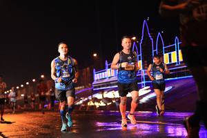 BIB: 40513, 0319
                            <button type="button" onclick="openModal(17898104)" class="btn btn-primary btn-sm float-right btn-popup" data-toggle="modal" data-target=".modal-high-quality">
                        <i class="fas fa-shopping-cart"></i> Add to Cart
                    </button>
                                            <button type="button" onclick="isThisMe(17898104, true)" class="btn btn-success btn-sm float-right btn-popup btn-isme hidden" data-toggle="tooltip" data-placement="bottom" title="นี่คือรูปของคุณใช่ไหม คลิกที่นี่เพื่อเอาเข้าอัลบั้ม">
                        <i class="fas fa-plus"></i> Add to album
                    </button>
                    <button type="button" onclick="isThisMe(17898104, false)" class="btn btn-warning btn-sm float-right btn-popup btn-isnotme hidden">
                        <i class="fas fa-ban"></i> Remove from album
                    </button>