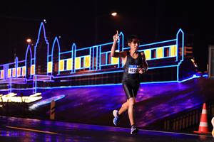 BIB: 4030
                            <button type="button" onclick="openModal(16438645)" class="btn btn-primary btn-sm float-right btn-popup" data-toggle="modal" data-target=".modal-high-quality">
                        <i class="fas fa-shopping-cart"></i> Add to Cart
                    </button>
                                            <button type="button" onclick="isThisMe(16438645, true)" class="btn btn-success btn-sm float-right btn-popup btn-isme hidden" data-toggle="tooltip" data-placement="bottom" title="นี่คือรูปของคุณใช่ไหม คลิกที่นี่เพื่อเอาเข้าอัลบั้ม">
                        <i class="fas fa-plus"></i> Add to album
                    </button>
                    <button type="button" onclick="isThisMe(16438645, false)" class="btn btn-warning btn-sm float-right btn-popup btn-isnotme hidden">
                        <i class="fas fa-ban"></i> Remove from album
                    </button>