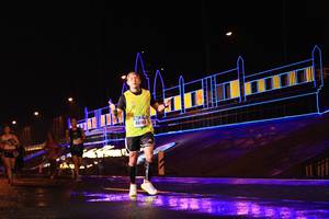 BIB: 40166
                            <button type="button" onclick="openModal(17905592)" class="btn btn-primary btn-sm float-right btn-popup" data-toggle="modal" data-target=".modal-high-quality">
                        <i class="fas fa-shopping-cart"></i> Add to Cart
                    </button>
                                            <button type="button" onclick="isThisMe(17905592, true)" class="btn btn-success btn-sm float-right btn-popup btn-isme hidden" data-toggle="tooltip" data-placement="bottom" title="นี่คือรูปของคุณใช่ไหม คลิกที่นี่เพื่อเอาเข้าอัลบั้ม">
                        <i class="fas fa-plus"></i> Add to album
                    </button>
                    <button type="button" onclick="isThisMe(17905592, false)" class="btn btn-warning btn-sm float-right btn-popup btn-isnotme hidden">
                        <i class="fas fa-ban"></i> Remove from album
                    </button>