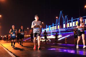 BIB: 41025, 442
                            <button type="button" onclick="openModal(17922316)" class="btn btn-primary btn-sm float-right btn-popup" data-toggle="modal" data-target=".modal-high-quality">
                        <i class="fas fa-shopping-cart"></i> Add to Cart
                    </button>
                                            <button type="button" onclick="isThisMe(17922316, true)" class="btn btn-success btn-sm float-right btn-popup btn-isme hidden" data-toggle="tooltip" data-placement="bottom" title="นี่คือรูปของคุณใช่ไหม คลิกที่นี่เพื่อเอาเข้าอัลบั้ม">
                        <i class="fas fa-plus"></i> Add to album
                    </button>
                    <button type="button" onclick="isThisMe(17922316, false)" class="btn btn-warning btn-sm float-right btn-popup btn-isnotme hidden">
                        <i class="fas fa-ban"></i> Remove from album
                    </button>