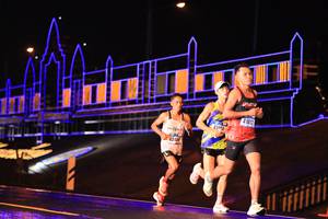 BIB: 41012, 4104, 624
                            <button type="button" onclick="openModal(16432430)" class="btn btn-primary btn-sm float-right btn-popup" data-toggle="modal" data-target=".modal-high-quality">
                        <i class="fas fa-shopping-cart"></i> Add to Cart
                    </button>
                                            <button type="button" onclick="isThisMe(16432430, true)" class="btn btn-success btn-sm float-right btn-popup btn-isme hidden" data-toggle="tooltip" data-placement="bottom" title="นี่คือรูปของคุณใช่ไหม คลิกที่นี่เพื่อเอาเข้าอัลบั้ม">
                        <i class="fas fa-plus"></i> Add to album
                    </button>
                    <button type="button" onclick="isThisMe(16432430, false)" class="btn btn-warning btn-sm float-right btn-popup btn-isnotme hidden">
                        <i class="fas fa-ban"></i> Remove from album
                    </button>