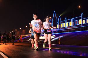 BIB: 40336, 443
                            <button type="button" onclick="openModal(17906533)" class="btn btn-primary btn-sm float-right btn-popup" data-toggle="modal" data-target=".modal-high-quality">
                        <i class="fas fa-shopping-cart"></i> Add to Cart
                    </button>
                                            <button type="button" onclick="isThisMe(17906533, true)" class="btn btn-success btn-sm float-right btn-popup btn-isme hidden" data-toggle="tooltip" data-placement="bottom" title="นี่คือรูปของคุณใช่ไหม คลิกที่นี่เพื่อเอาเข้าอัลบั้ม">
                        <i class="fas fa-plus"></i> Add to album
                    </button>
                    <button type="button" onclick="isThisMe(17906533, false)" class="btn btn-warning btn-sm float-right btn-popup btn-isnotme hidden">
                        <i class="fas fa-ban"></i> Remove from album
                    </button>