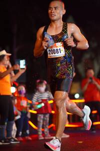 BIB: 20081, 
                            <button type="button" onclick="openModal(16785785)" class="btn btn-primary btn-sm float-right btn-popup" data-toggle="modal" data-target=".modal-high-quality">
                        <i class="fas fa-shopping-cart"></i> Add to Cart
                    </button>
                                            <button type="button" onclick="isThisMe(16785785, true)" class="btn btn-success btn-sm float-right btn-popup btn-isme hidden" data-toggle="tooltip" data-placement="bottom" title="นี่คือรูปของคุณใช่ไหม คลิกที่นี่เพื่อเอาเข้าอัลบั้ม">
                        <i class="fas fa-plus"></i> Add to album
                    </button>
                    <button type="button" onclick="isThisMe(16785785, false)" class="btn btn-warning btn-sm float-right btn-popup btn-isnotme hidden">
                        <i class="fas fa-ban"></i> Remove from album
                    </button>