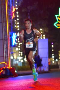 BIB: 21298
                            <button type="button" onclick="openModal(16787582)" class="btn btn-primary btn-sm float-right btn-popup" data-toggle="modal" data-target=".modal-high-quality">
                        <i class="fas fa-shopping-cart"></i> Add to Cart
                    </button>
                                            <button type="button" onclick="isThisMe(16787582, true)" class="btn btn-success btn-sm float-right btn-popup btn-isme hidden" data-toggle="tooltip" data-placement="bottom" title="นี่คือรูปของคุณใช่ไหม คลิกที่นี่เพื่อเอาเข้าอัลบั้ม">
                        <i class="fas fa-plus"></i> Add to album
                    </button>
                    <button type="button" onclick="isThisMe(16787582, false)" class="btn btn-warning btn-sm float-right btn-popup btn-isnotme hidden">
                        <i class="fas fa-ban"></i> Remove from album
                    </button>