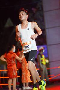 BIB: 21116
                            <button type="button" onclick="openModal(16788187)" class="btn btn-primary btn-sm float-right btn-popup" data-toggle="modal" data-target=".modal-high-quality">
                        <i class="fas fa-shopping-cart"></i> Add to Cart
                    </button>
                                            <button type="button" onclick="isThisMe(16788187, true)" class="btn btn-success btn-sm float-right btn-popup btn-isme hidden" data-toggle="tooltip" data-placement="bottom" title="นี่คือรูปของคุณใช่ไหม คลิกที่นี่เพื่อเอาเข้าอัลบั้ม">
                        <i class="fas fa-plus"></i> Add to album
                    </button>
                    <button type="button" onclick="isThisMe(16788187, false)" class="btn btn-warning btn-sm float-right btn-popup btn-isnotme hidden">
                        <i class="fas fa-ban"></i> Remove from album
                    </button>