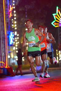 BIB: 24204, 0452
                            <button type="button" onclick="openModal(16781220)" class="btn btn-primary btn-sm float-right btn-popup" data-toggle="modal" data-target=".modal-high-quality">
                        <i class="fas fa-shopping-cart"></i> Add to Cart
                    </button>
                                            <button type="button" onclick="isThisMe(16781220, true)" class="btn btn-success btn-sm float-right btn-popup btn-isme hidden" data-toggle="tooltip" data-placement="bottom" title="นี่คือรูปของคุณใช่ไหม คลิกที่นี่เพื่อเอาเข้าอัลบั้ม">
                        <i class="fas fa-plus"></i> Add to album
                    </button>
                    <button type="button" onclick="isThisMe(16781220, false)" class="btn btn-warning btn-sm float-right btn-popup btn-isnotme hidden">
                        <i class="fas fa-ban"></i> Remove from album
                    </button>