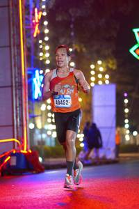 BIB: 40452
                            <button type="button" onclick="openModal(16787834)" class="btn btn-primary btn-sm float-right btn-popup" data-toggle="modal" data-target=".modal-high-quality">
                        <i class="fas fa-shopping-cart"></i> Add to Cart
                    </button>
                                            <button type="button" onclick="isThisMe(16787834, true)" class="btn btn-success btn-sm float-right btn-popup btn-isme hidden" data-toggle="tooltip" data-placement="bottom" title="นี่คือรูปของคุณใช่ไหม คลิกที่นี่เพื่อเอาเข้าอัลบั้ม">
                        <i class="fas fa-plus"></i> Add to album
                    </button>
                    <button type="button" onclick="isThisMe(16787834, false)" class="btn btn-warning btn-sm float-right btn-popup btn-isnotme hidden">
                        <i class="fas fa-ban"></i> Remove from album
                    </button>