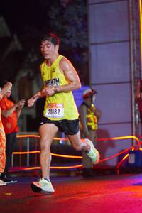 BIB: 20182
                            <button type="button" onclick="openModal(16785990)" class="btn btn-primary btn-sm float-right btn-popup" data-toggle="modal" data-target=".modal-high-quality">
                        <i class="fas fa-shopping-cart"></i> Add to Cart
                    </button>
                                            <button type="button" onclick="isThisMe(16785990, true)" class="btn btn-success btn-sm float-right btn-popup btn-isme hidden" data-toggle="tooltip" data-placement="bottom" title="นี่คือรูปของคุณใช่ไหม คลิกที่นี่เพื่อเอาเข้าอัลบั้ม">
                        <i class="fas fa-plus"></i> Add to album
                    </button>
                    <button type="button" onclick="isThisMe(16785990, false)" class="btn btn-warning btn-sm float-right btn-popup btn-isnotme hidden">
                        <i class="fas fa-ban"></i> Remove from album
                    </button>