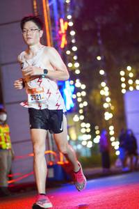 BIB: 2121
                            <button type="button" onclick="openModal(16790771)" class="btn btn-primary btn-sm float-right btn-popup" data-toggle="modal" data-target=".modal-high-quality">
                        <i class="fas fa-shopping-cart"></i> Add to Cart
                    </button>
                                            <button type="button" onclick="isThisMe(16790771, true)" class="btn btn-success btn-sm float-right btn-popup btn-isme hidden" data-toggle="tooltip" data-placement="bottom" title="นี่คือรูปของคุณใช่ไหม คลิกที่นี่เพื่อเอาเข้าอัลบั้ม">
                        <i class="fas fa-plus"></i> Add to album
                    </button>
                    <button type="button" onclick="isThisMe(16790771, false)" class="btn btn-warning btn-sm float-right btn-popup btn-isnotme hidden">
                        <i class="fas fa-ban"></i> Remove from album
                    </button>