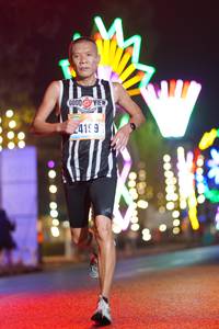 BIB: 419
                            <button type="button" onclick="openModal(16787907)" class="btn btn-primary btn-sm float-right btn-popup" data-toggle="modal" data-target=".modal-high-quality">
                        <i class="fas fa-shopping-cart"></i> Add to Cart
                    </button>
                                            <button type="button" onclick="isThisMe(16787907, true)" class="btn btn-success btn-sm float-right btn-popup btn-isme hidden" data-toggle="tooltip" data-placement="bottom" title="นี่คือรูปของคุณใช่ไหม คลิกที่นี่เพื่อเอาเข้าอัลบั้ม">
                        <i class="fas fa-plus"></i> Add to album
                    </button>
                    <button type="button" onclick="isThisMe(16787907, false)" class="btn btn-warning btn-sm float-right btn-popup btn-isnotme hidden">
                        <i class="fas fa-ban"></i> Remove from album
                    </button>