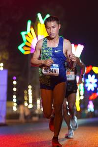 BIB: 40944, 0011
                            <button type="button" onclick="openModal(16783033)" class="btn btn-primary btn-sm float-right btn-popup" data-toggle="modal" data-target=".modal-high-quality">
                        <i class="fas fa-shopping-cart"></i> Add to Cart
                    </button>
                                            <button type="button" onclick="isThisMe(16783033, true)" class="btn btn-success btn-sm float-right btn-popup btn-isme hidden" data-toggle="tooltip" data-placement="bottom" title="นี่คือรูปของคุณใช่ไหม คลิกที่นี่เพื่อเอาเข้าอัลบั้ม">
                        <i class="fas fa-plus"></i> Add to album
                    </button>
                    <button type="button" onclick="isThisMe(16783033, false)" class="btn btn-warning btn-sm float-right btn-popup btn-isnotme hidden">
                        <i class="fas fa-ban"></i> Remove from album
                    </button>