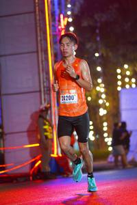 BIB: 24200
                            <button type="button" onclick="openModal(16785241)" class="btn btn-primary btn-sm float-right btn-popup" data-toggle="modal" data-target=".modal-high-quality">
                        <i class="fas fa-shopping-cart"></i> Add to Cart
                    </button>
                                            <button type="button" onclick="isThisMe(16785241, true)" class="btn btn-success btn-sm float-right btn-popup btn-isme hidden" data-toggle="tooltip" data-placement="bottom" title="นี่คือรูปของคุณใช่ไหม คลิกที่นี่เพื่อเอาเข้าอัลบั้ม">
                        <i class="fas fa-plus"></i> Add to album
                    </button>
                    <button type="button" onclick="isThisMe(16785241, false)" class="btn btn-warning btn-sm float-right btn-popup btn-isnotme hidden">
                        <i class="fas fa-ban"></i> Remove from album
                    </button>