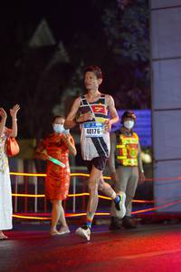 BIB: 40176
                            <button type="button" onclick="openModal(16780134)" class="btn btn-primary btn-sm float-right btn-popup" data-toggle="modal" data-target=".modal-high-quality">
                        <i class="fas fa-shopping-cart"></i> Add to Cart
                    </button>
                                            <button type="button" onclick="isThisMe(16780134, true)" class="btn btn-success btn-sm float-right btn-popup btn-isme hidden" data-toggle="tooltip" data-placement="bottom" title="นี่คือรูปของคุณใช่ไหม คลิกที่นี่เพื่อเอาเข้าอัลบั้ม">
                        <i class="fas fa-plus"></i> Add to album
                    </button>
                    <button type="button" onclick="isThisMe(16780134, false)" class="btn btn-warning btn-sm float-right btn-popup btn-isnotme hidden">
                        <i class="fas fa-ban"></i> Remove from album
                    </button>