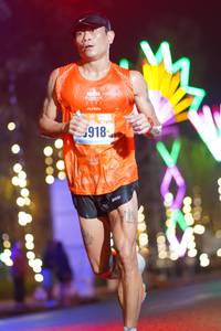 BIB: 918
                            <button type="button" onclick="openModal(16790672)" class="btn btn-primary btn-sm float-right btn-popup" data-toggle="modal" data-target=".modal-high-quality">
                        <i class="fas fa-shopping-cart"></i> Add to Cart
                    </button>
                                            <button type="button" onclick="isThisMe(16790672, true)" class="btn btn-success btn-sm float-right btn-popup btn-isme hidden" data-toggle="tooltip" data-placement="bottom" title="นี่คือรูปของคุณใช่ไหม คลิกที่นี่เพื่อเอาเข้าอัลบั้ม">
                        <i class="fas fa-plus"></i> Add to album
                    </button>
                    <button type="button" onclick="isThisMe(16790672, false)" class="btn btn-warning btn-sm float-right btn-popup btn-isnotme hidden">
                        <i class="fas fa-ban"></i> Remove from album
                    </button>