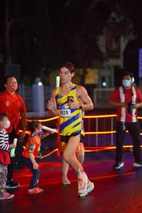 BIB: 1024
                            <button type="button" onclick="openModal(16779699)" class="btn btn-primary btn-sm float-right btn-popup" data-toggle="modal" data-target=".modal-high-quality">
                        <i class="fas fa-shopping-cart"></i> Add to Cart
                    </button>
                                            <button type="button" onclick="isThisMe(16779699, true)" class="btn btn-success btn-sm float-right btn-popup btn-isme hidden" data-toggle="tooltip" data-placement="bottom" title="นี่คือรูปของคุณใช่ไหม คลิกที่นี่เพื่อเอาเข้าอัลบั้ม">
                        <i class="fas fa-plus"></i> Add to album
                    </button>
                    <button type="button" onclick="isThisMe(16779699, false)" class="btn btn-warning btn-sm float-right btn-popup btn-isnotme hidden">
                        <i class="fas fa-ban"></i> Remove from album
                    </button>