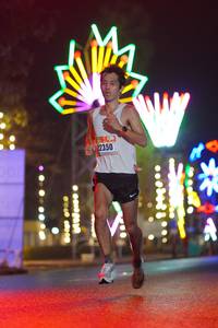 BIB: 22350
                            <button type="button" onclick="openModal(16781315)" class="btn btn-primary btn-sm float-right btn-popup" data-toggle="modal" data-target=".modal-high-quality">
                        <i class="fas fa-shopping-cart"></i> Add to Cart
                    </button>
                                            <button type="button" onclick="isThisMe(16781315, true)" class="btn btn-success btn-sm float-right btn-popup btn-isme hidden" data-toggle="tooltip" data-placement="bottom" title="นี่คือรูปของคุณใช่ไหม คลิกที่นี่เพื่อเอาเข้าอัลบั้ม">
                        <i class="fas fa-plus"></i> Add to album
                    </button>
                    <button type="button" onclick="isThisMe(16781315, false)" class="btn btn-warning btn-sm float-right btn-popup btn-isnotme hidden">
                        <i class="fas fa-ban"></i> Remove from album
                    </button>