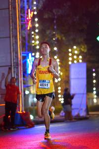 BIB: 40249
                            <button type="button" onclick="openModal(16784117)" class="btn btn-primary btn-sm float-right btn-popup" data-toggle="modal" data-target=".modal-high-quality">
                        <i class="fas fa-shopping-cart"></i> Add to Cart
                    </button>
                                            <button type="button" onclick="isThisMe(16784117, true)" class="btn btn-success btn-sm float-right btn-popup btn-isme hidden" data-toggle="tooltip" data-placement="bottom" title="นี่คือรูปของคุณใช่ไหม คลิกที่นี่เพื่อเอาเข้าอัลบั้ม">
                        <i class="fas fa-plus"></i> Add to album
                    </button>
                    <button type="button" onclick="isThisMe(16784117, false)" class="btn btn-warning btn-sm float-right btn-popup btn-isnotme hidden">
                        <i class="fas fa-ban"></i> Remove from album
                    </button>