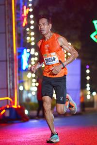 BIB: 20054
                            <button type="button" onclick="openModal(16784536)" class="btn btn-primary btn-sm float-right btn-popup" data-toggle="modal" data-target=".modal-high-quality">
                        <i class="fas fa-shopping-cart"></i> Add to Cart
                    </button>
                                            <button type="button" onclick="isThisMe(16784536, true)" class="btn btn-success btn-sm float-right btn-popup btn-isme hidden" data-toggle="tooltip" data-placement="bottom" title="นี่คือรูปของคุณใช่ไหม คลิกที่นี่เพื่อเอาเข้าอัลบั้ม">
                        <i class="fas fa-plus"></i> Add to album
                    </button>
                    <button type="button" onclick="isThisMe(16784536, false)" class="btn btn-warning btn-sm float-right btn-popup btn-isnotme hidden">
                        <i class="fas fa-ban"></i> Remove from album
                    </button>