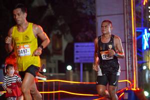 BIB: 2318
                            <button type="button" onclick="openModal(16786805)" class="btn btn-primary btn-sm float-right btn-popup" data-toggle="modal" data-target=".modal-high-quality">
                        <i class="fas fa-shopping-cart"></i> Add to Cart
                    </button>
                                            <button type="button" onclick="isThisMe(16786805, true)" class="btn btn-success btn-sm float-right btn-popup btn-isme hidden" data-toggle="tooltip" data-placement="bottom" title="นี่คือรูปของคุณใช่ไหม คลิกที่นี่เพื่อเอาเข้าอัลบั้ม">
                        <i class="fas fa-plus"></i> Add to album
                    </button>
                    <button type="button" onclick="isThisMe(16786805, false)" class="btn btn-warning btn-sm float-right btn-popup btn-isnotme hidden">
                        <i class="fas fa-ban"></i> Remove from album
                    </button>