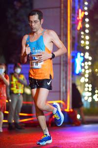 BIB: 0716
                            <button type="button" onclick="openModal(16780421)" class="btn btn-primary btn-sm float-right btn-popup" data-toggle="modal" data-target=".modal-high-quality">
                        <i class="fas fa-shopping-cart"></i> Add to Cart
                    </button>
                                            <button type="button" onclick="isThisMe(16780421, true)" class="btn btn-success btn-sm float-right btn-popup btn-isme hidden" data-toggle="tooltip" data-placement="bottom" title="นี่คือรูปของคุณใช่ไหม คลิกที่นี่เพื่อเอาเข้าอัลบั้ม">
                        <i class="fas fa-plus"></i> Add to album
                    </button>
                    <button type="button" onclick="isThisMe(16780421, false)" class="btn btn-warning btn-sm float-right btn-popup btn-isnotme hidden">
                        <i class="fas fa-ban"></i> Remove from album
                    </button>