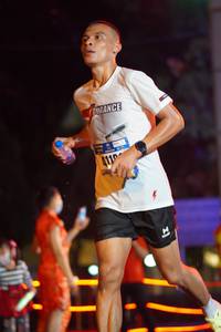 BIB: 411
                            <button type="button" onclick="openModal(16785695)" class="btn btn-primary btn-sm float-right btn-popup" data-toggle="modal" data-target=".modal-high-quality">
                        <i class="fas fa-shopping-cart"></i> Add to Cart
                    </button>
                                            <button type="button" onclick="isThisMe(16785695, true)" class="btn btn-success btn-sm float-right btn-popup btn-isme hidden" data-toggle="tooltip" data-placement="bottom" title="นี่คือรูปของคุณใช่ไหม คลิกที่นี่เพื่อเอาเข้าอัลบั้ม">
                        <i class="fas fa-plus"></i> Add to album
                    </button>
                    <button type="button" onclick="isThisMe(16785695, false)" class="btn btn-warning btn-sm float-right btn-popup btn-isnotme hidden">
                        <i class="fas fa-ban"></i> Remove from album
                    </button>