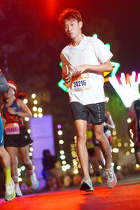 BIB: 24216, 25465
                            <button type="button" onclick="openModal(16868061)" class="btn btn-primary btn-sm float-right btn-popup" data-toggle="modal" data-target=".modal-high-quality">
                        <i class="fas fa-shopping-cart"></i> Add to Cart
                    </button>
                                            <button type="button" onclick="isThisMe(16868061, true)" class="btn btn-success btn-sm float-right btn-popup btn-isme hidden" data-toggle="tooltip" data-placement="bottom" title="นี่คือรูปของคุณใช่ไหม คลิกที่นี่เพื่อเอาเข้าอัลบั้ม">
                        <i class="fas fa-plus"></i> Add to album
                    </button>
                    <button type="button" onclick="isThisMe(16868061, false)" class="btn btn-warning btn-sm float-right btn-popup btn-isnotme hidden">
                        <i class="fas fa-ban"></i> Remove from album
                    </button>