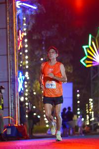 BIB: 22780
                            <button type="button" onclick="openModal(16863750)" class="btn btn-primary btn-sm float-right btn-popup" data-toggle="modal" data-target=".modal-high-quality">
                        <i class="fas fa-shopping-cart"></i> Add to Cart
                    </button>
                                            <button type="button" onclick="isThisMe(16863750, true)" class="btn btn-success btn-sm float-right btn-popup btn-isme hidden" data-toggle="tooltip" data-placement="bottom" title="นี่คือรูปของคุณใช่ไหม คลิกที่นี่เพื่อเอาเข้าอัลบั้ม">
                        <i class="fas fa-plus"></i> Add to album
                    </button>
                    <button type="button" onclick="isThisMe(16863750, false)" class="btn btn-warning btn-sm float-right btn-popup btn-isnotme hidden">
                        <i class="fas fa-ban"></i> Remove from album
                    </button>