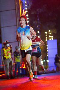 BIB: 2145, 285
                            <button type="button" onclick="openModal(16838104)" class="btn btn-primary btn-sm float-right btn-popup" data-toggle="modal" data-target=".modal-high-quality">
                        <i class="fas fa-shopping-cart"></i> Add to Cart
                    </button>
                                            <button type="button" onclick="isThisMe(16838104, true)" class="btn btn-success btn-sm float-right btn-popup btn-isme hidden" data-toggle="tooltip" data-placement="bottom" title="นี่คือรูปของคุณใช่ไหม คลิกที่นี่เพื่อเอาเข้าอัลบั้ม">
                        <i class="fas fa-plus"></i> Add to album
                    </button>
                    <button type="button" onclick="isThisMe(16838104, false)" class="btn btn-warning btn-sm float-right btn-popup btn-isnotme hidden">
                        <i class="fas fa-ban"></i> Remove from album
                    </button>