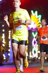 BIB: 21066
                            <button type="button" onclick="openModal(16822448)" class="btn btn-primary btn-sm float-right btn-popup" data-toggle="modal" data-target=".modal-high-quality">
                        <i class="fas fa-shopping-cart"></i> Add to Cart
                    </button>
                                            <button type="button" onclick="isThisMe(16822448, true)" class="btn btn-success btn-sm float-right btn-popup btn-isme hidden" data-toggle="tooltip" data-placement="bottom" title="นี่คือรูปของคุณใช่ไหม คลิกที่นี่เพื่อเอาเข้าอัลบั้ม">
                        <i class="fas fa-plus"></i> Add to album
                    </button>
                    <button type="button" onclick="isThisMe(16822448, false)" class="btn btn-warning btn-sm float-right btn-popup btn-isnotme hidden">
                        <i class="fas fa-ban"></i> Remove from album
                    </button>