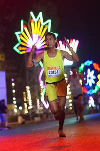 BIB: 20154
                            <button type="button" onclick="openModal(16803258)" class="btn btn-primary btn-sm float-right btn-popup" data-toggle="modal" data-target=".modal-high-quality">
                        <i class="fas fa-shopping-cart"></i> Add to Cart
                    </button>
                                            <button type="button" onclick="isThisMe(16803258, true)" class="btn btn-success btn-sm float-right btn-popup btn-isme hidden" data-toggle="tooltip" data-placement="bottom" title="นี่คือรูปของคุณใช่ไหม คลิกที่นี่เพื่อเอาเข้าอัลบั้ม">
                        <i class="fas fa-plus"></i> Add to album
                    </button>
                    <button type="button" onclick="isThisMe(16803258, false)" class="btn btn-warning btn-sm float-right btn-popup btn-isnotme hidden">
                        <i class="fas fa-ban"></i> Remove from album
                    </button>