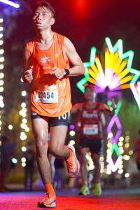 BIB: 22454
                            <button type="button" onclick="openModal(16861526)" class="btn btn-primary btn-sm float-right btn-popup" data-toggle="modal" data-target=".modal-high-quality">
                        <i class="fas fa-shopping-cart"></i> Add to Cart
                    </button>
                                            <button type="button" onclick="isThisMe(16861526, true)" class="btn btn-success btn-sm float-right btn-popup btn-isme hidden" data-toggle="tooltip" data-placement="bottom" title="นี่คือรูปของคุณใช่ไหม คลิกที่นี่เพื่อเอาเข้าอัลบั้ม">
                        <i class="fas fa-plus"></i> Add to album
                    </button>
                    <button type="button" onclick="isThisMe(16861526, false)" class="btn btn-warning btn-sm float-right btn-popup btn-isnotme hidden">
                        <i class="fas fa-ban"></i> Remove from album
                    </button>