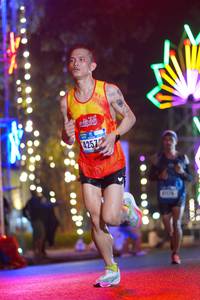 BIB: 4257, 41176
                            <button type="button" onclick="openModal(16807197)" class="btn btn-primary btn-sm float-right btn-popup" data-toggle="modal" data-target=".modal-high-quality">
                        <i class="fas fa-shopping-cart"></i> Add to Cart
                    </button>
                                            <button type="button" onclick="isThisMe(16807197, true)" class="btn btn-success btn-sm float-right btn-popup btn-isme hidden" data-toggle="tooltip" data-placement="bottom" title="นี่คือรูปของคุณใช่ไหม คลิกที่นี่เพื่อเอาเข้าอัลบั้ม">
                        <i class="fas fa-plus"></i> Add to album
                    </button>
                    <button type="button" onclick="isThisMe(16807197, false)" class="btn btn-warning btn-sm float-right btn-popup btn-isnotme hidden">
                        <i class="fas fa-ban"></i> Remove from album
                    </button>